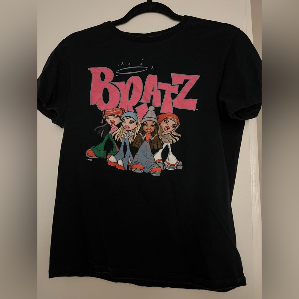 Bratz Graphic Black T-Shirt size Small